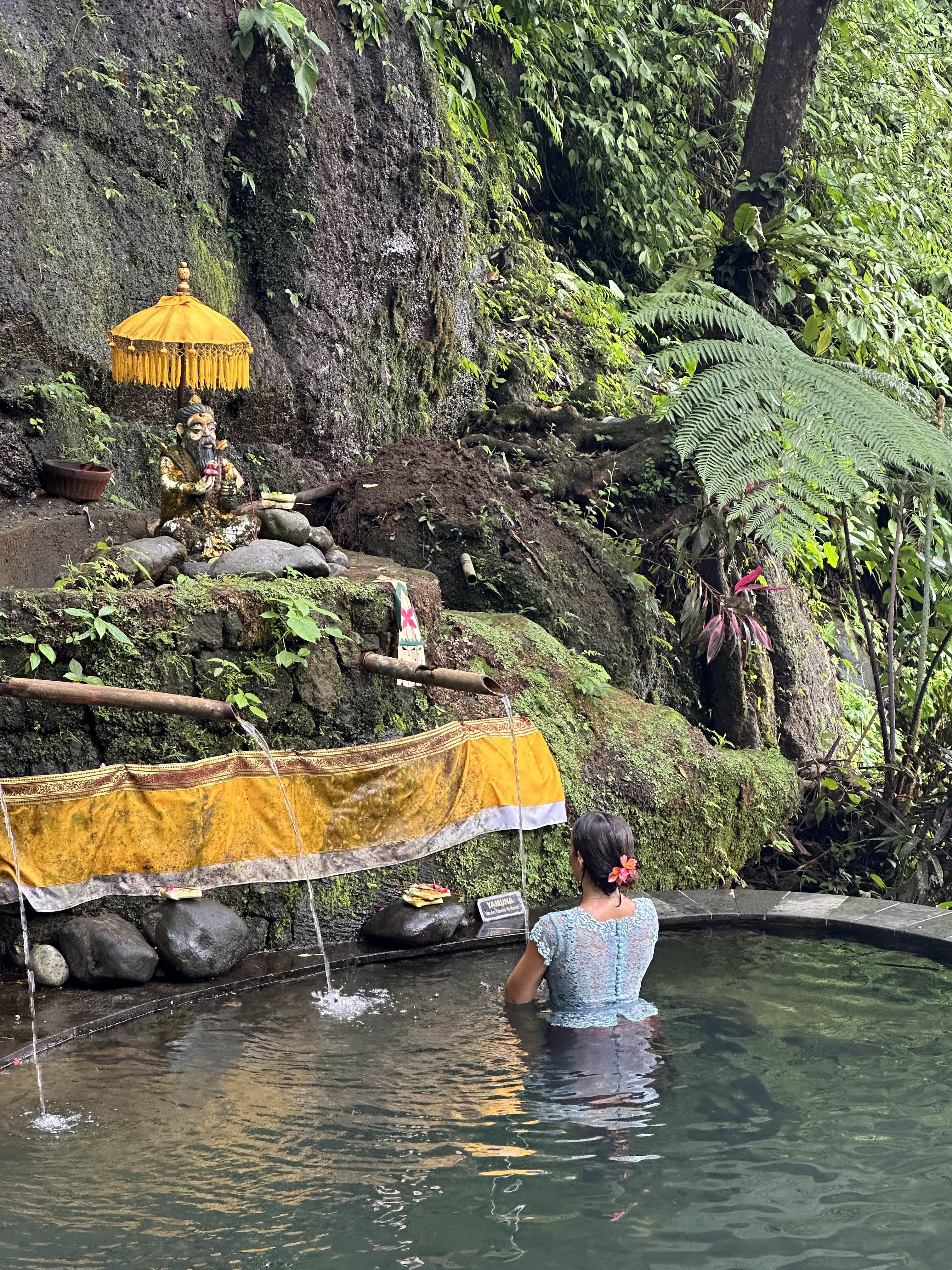 Balinese Healing in Retreat